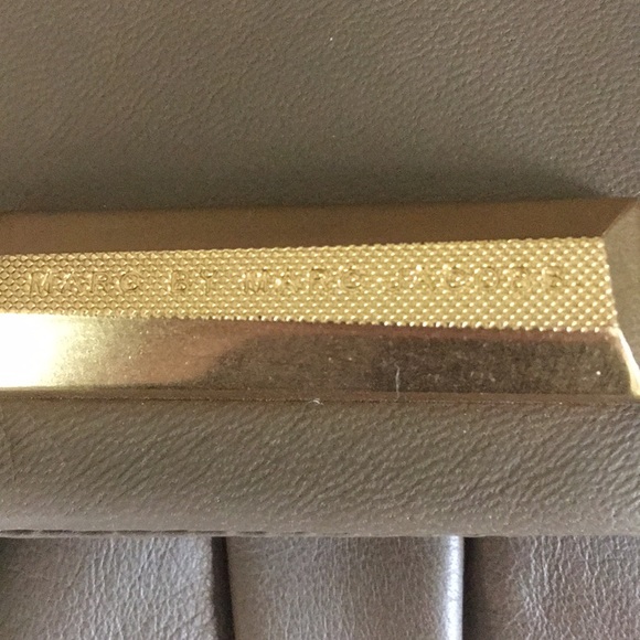 🎉HOST PICK🎉 MARC JACOBS shoulder bag. - Picture 3 of 16